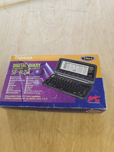 Vintage casio r20 - vintage, digital